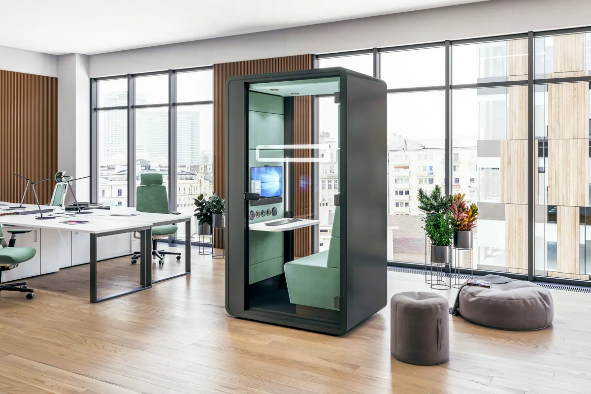 HushHybrid acoustic video meeting pod by Hushoffice