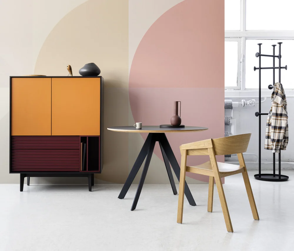 Balma Dignis storage cabinet in a workplace setting
